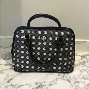 Giani Bernini Women’s bag